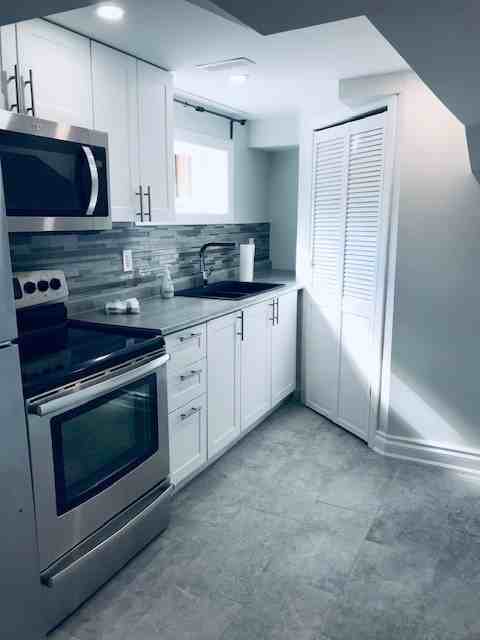 38 Miranda Avenue - Photo 5 of 16