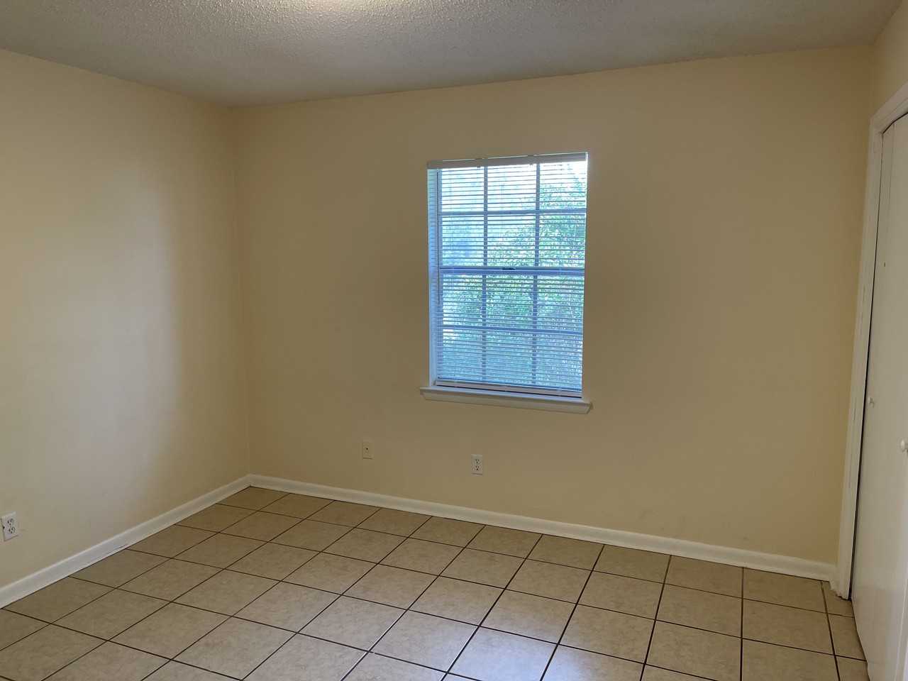 1303 Lakewood Road #203 - Photo 6 of 9