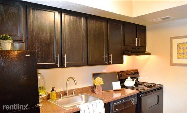 Hitching Post and Post Oak - Photo 2 of 26