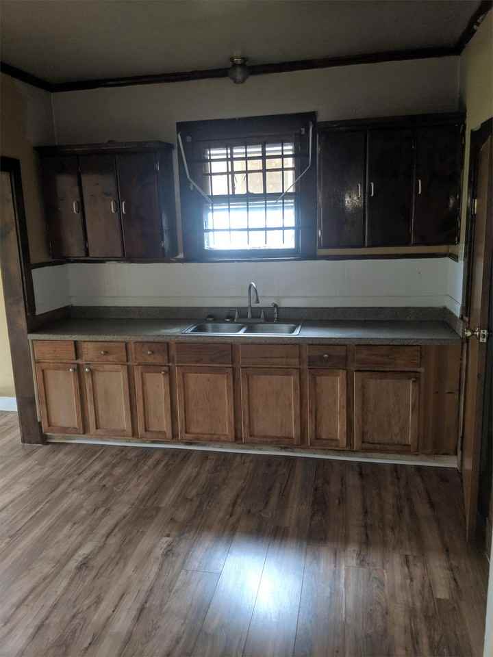 1840 Walnut St #1 - Photo 6 of 10