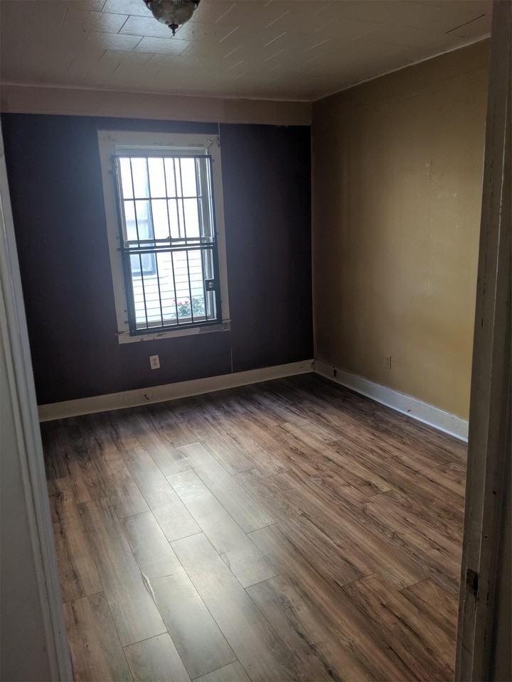 1840 Walnut St #1 - Photo 7 of 10