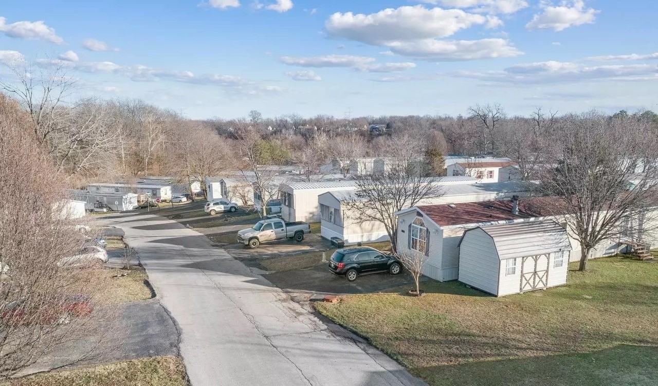 Eagle Creek Mobile Home Community Apartments 1601 E Eagle Dr, Murphy