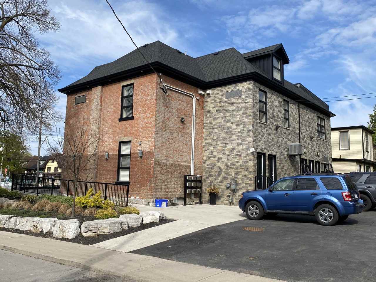 646 Main Street East #5 - Photo 2 of 12