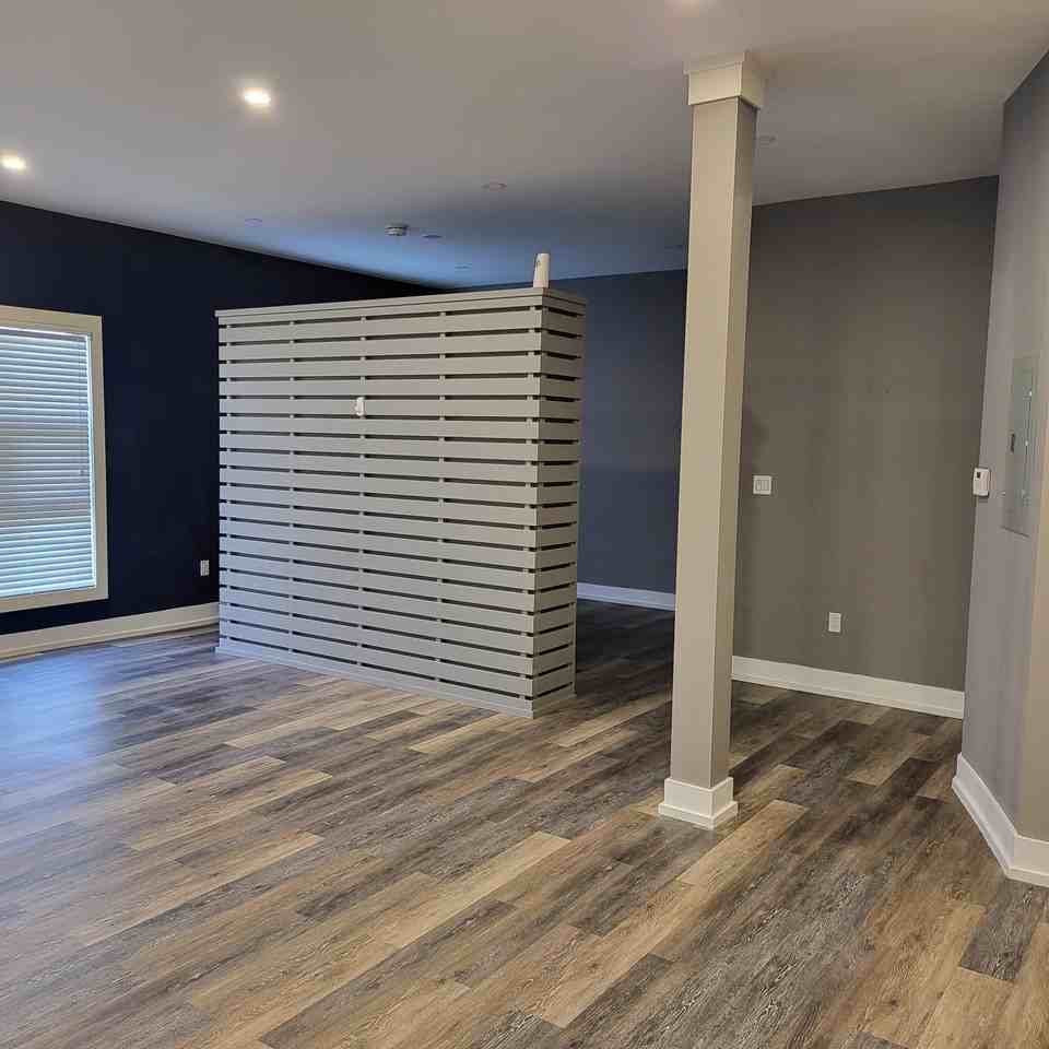 646 Main Street East #5 - Photo 7 of 12