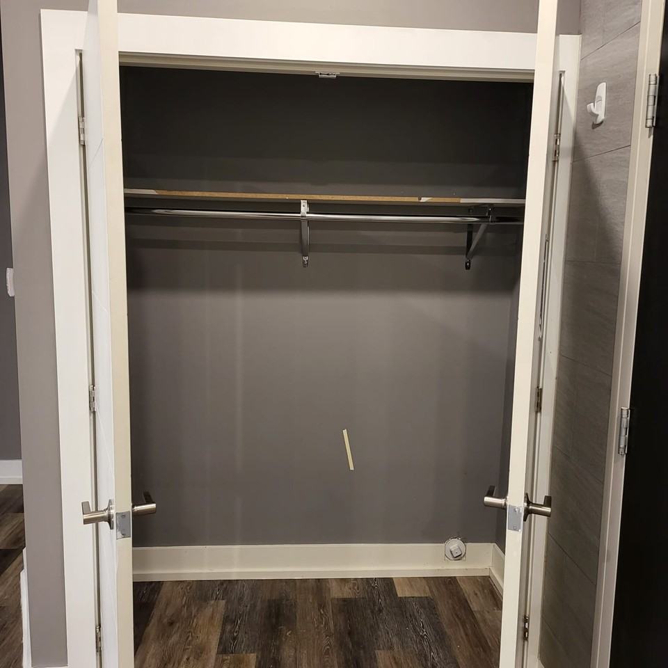 646 Main Street East #5 - Photo 5 of 12