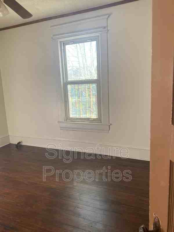 610 18th St Sw - Photo 3 of 22