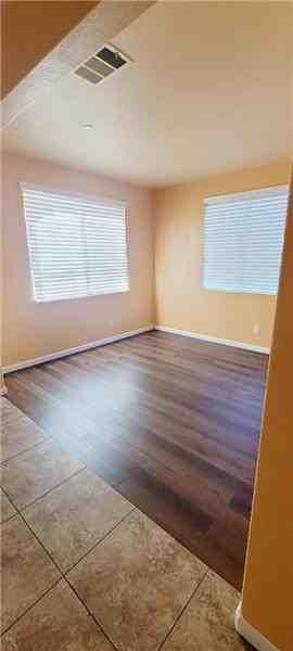 1506 Sycamore Dr - Photo 2 of 42