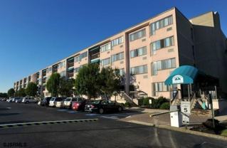 4500 W Brigantine Ave - Photo 1 of 1