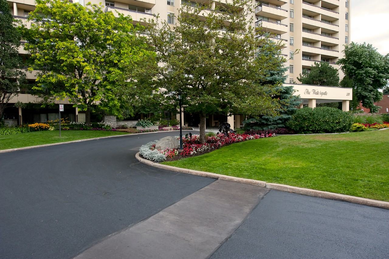 The Watergate Apartments 211 Wurtemburg St, Ottawa, ON K1N 8R4 Zumper