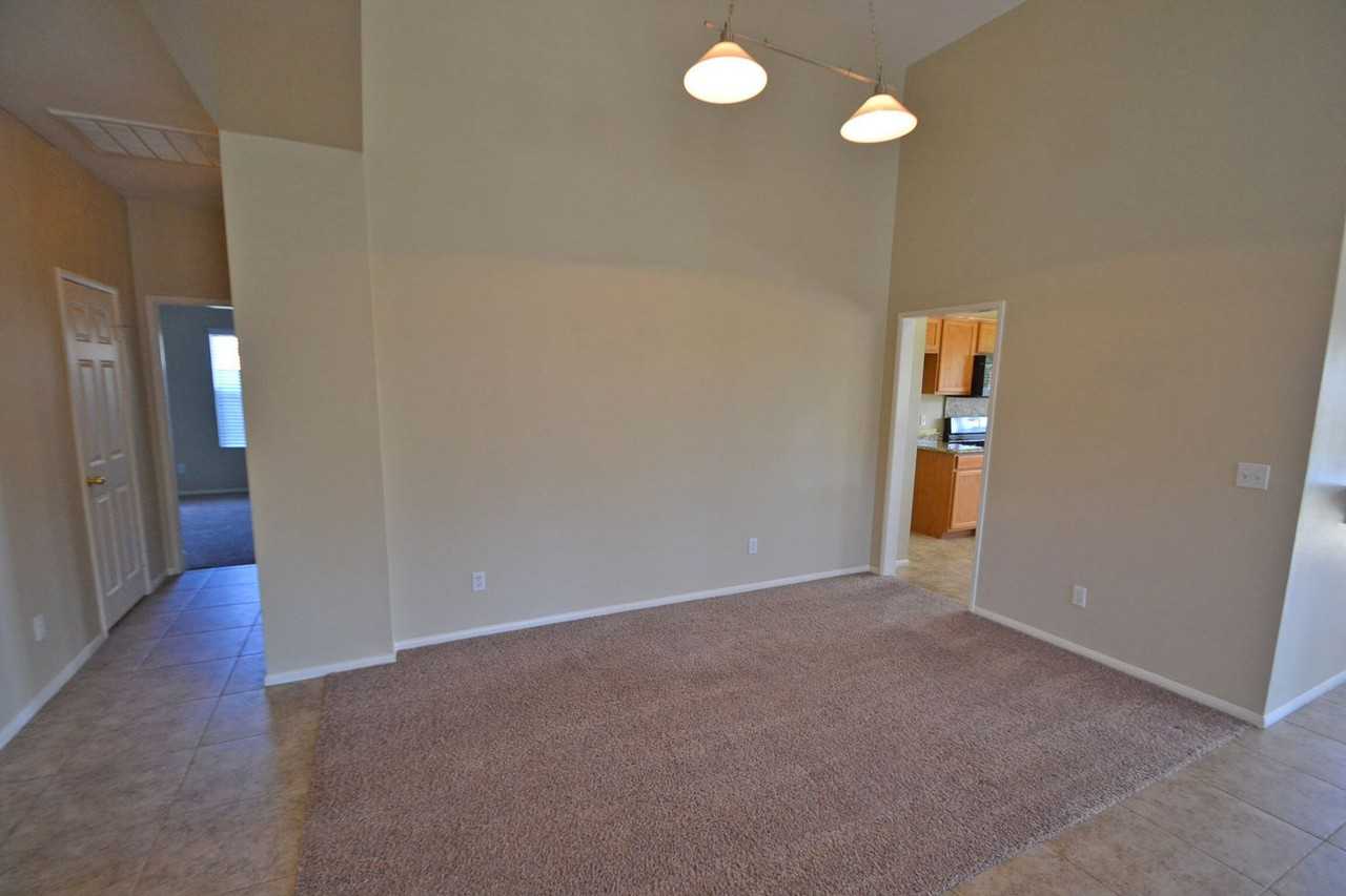 4413 Orange Dr - Photo 3 of 11