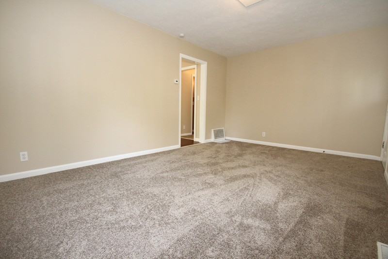 109 Sunset Dr #1 - Photo 4 of 22