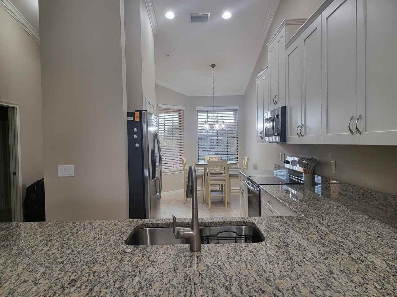 9441 Benvenuto Ct #4-202 - Photo 6 of 33