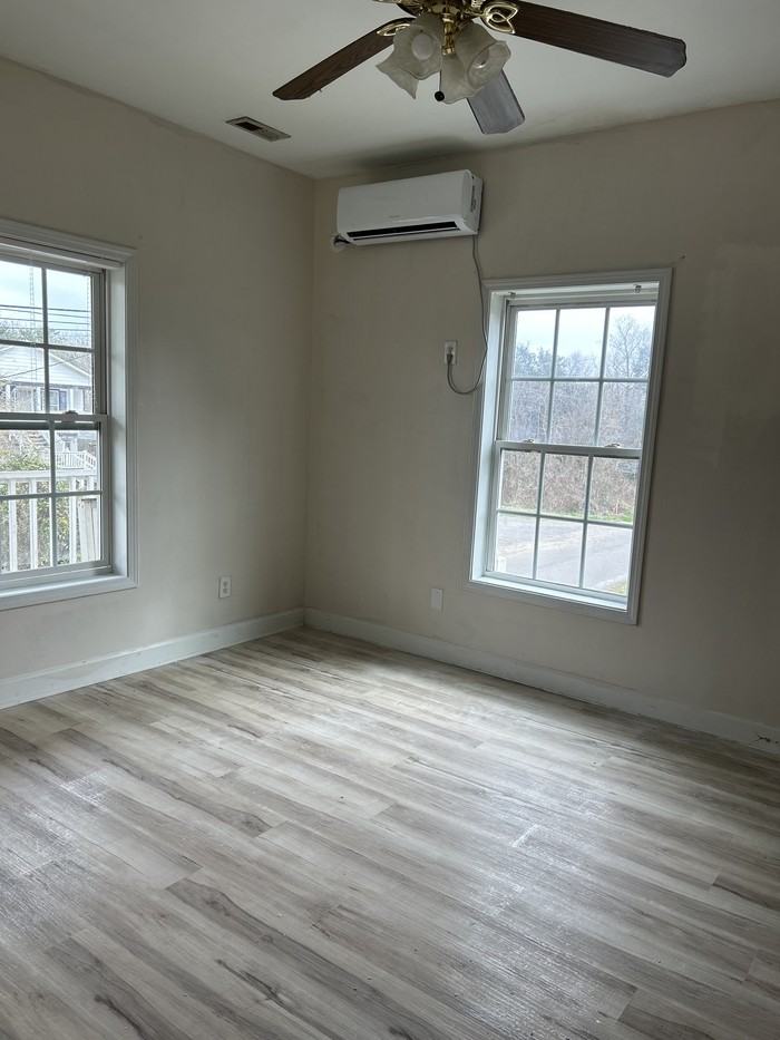 271 Hiern Ave - Photo 3 of 4