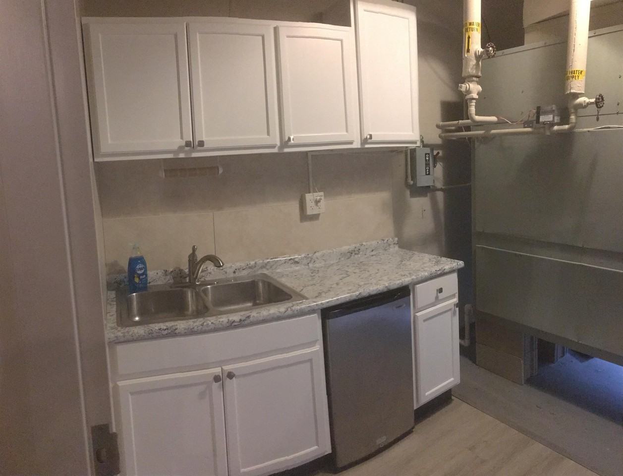 2618 North Moreland Boulevard - Photo 2 of 16