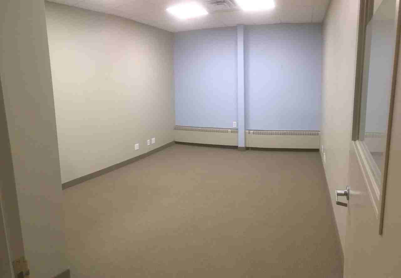 2618 North Moreland Boulevard - Photo 3 of 16