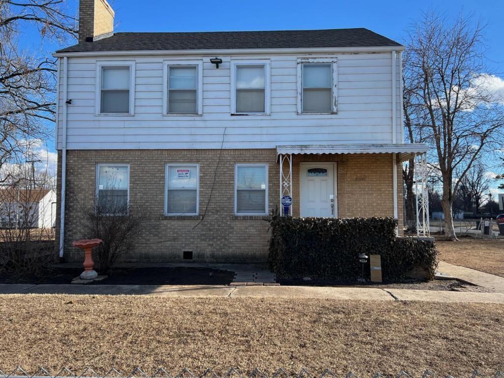 1720 Exchange Ave - Photo 2 of 11