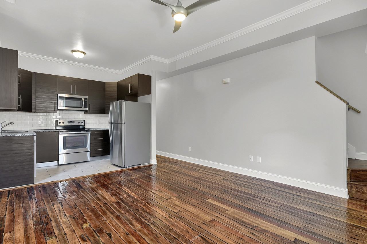 2265 Indiana Ave #2265 - Photo 4 of 15