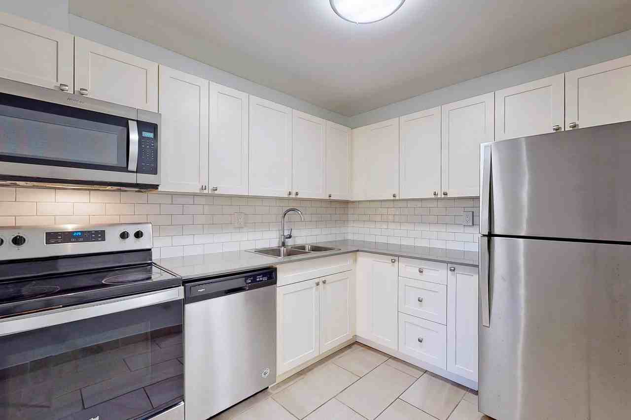 The Alleghany Apartments - Photo 2 of 9