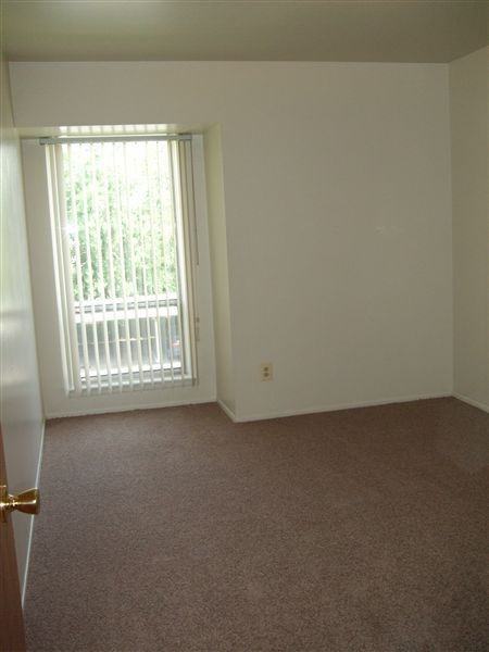 Clairridge Estates Apartments - Photo 3 of 19