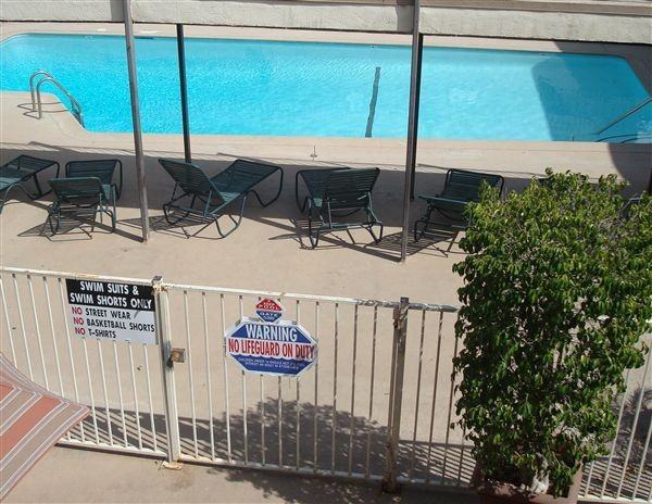 Glenway Gardens - Photo 2 of 4