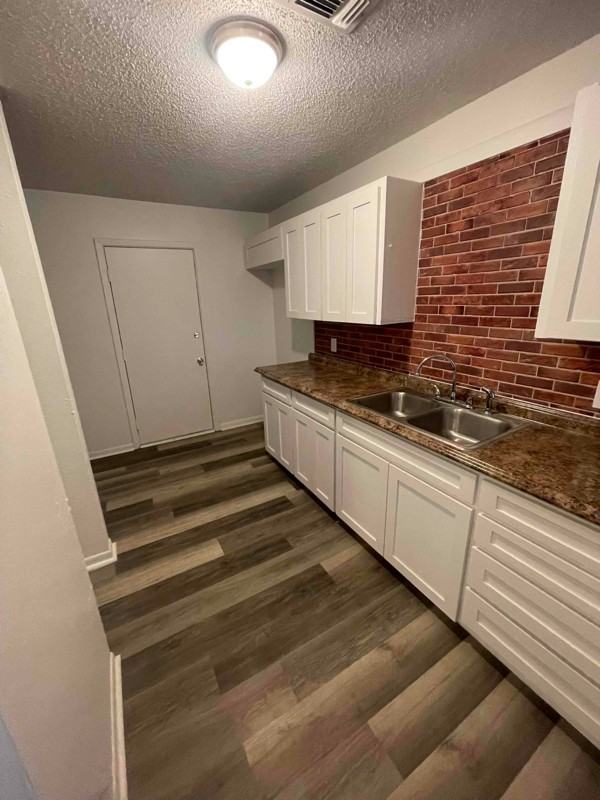 800 2nd St - Photo 5 of 10