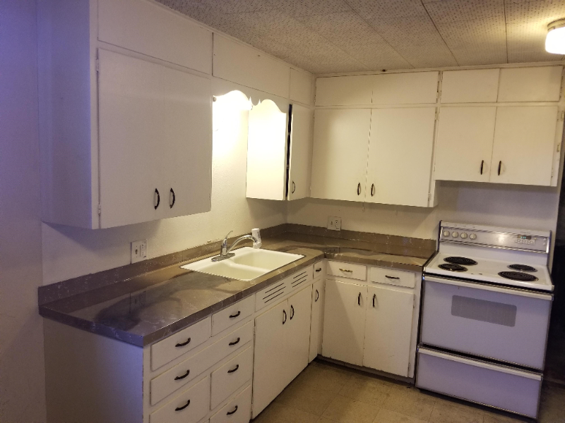 723 E Prospect Rd - Photo 2 of 7