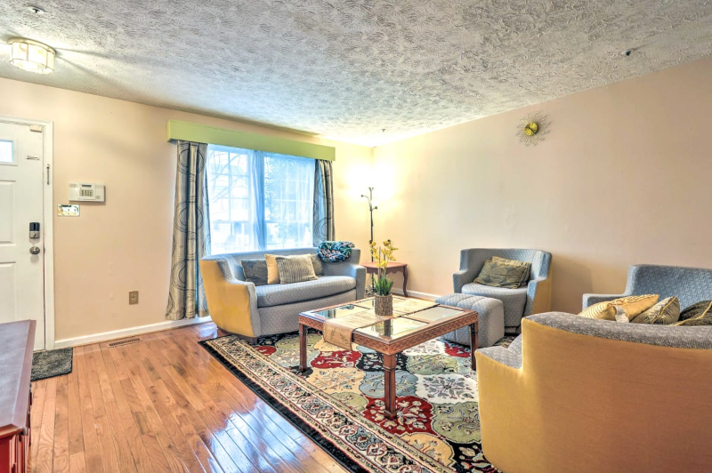 4467 Regalwood Ter - Photo 3 of 10