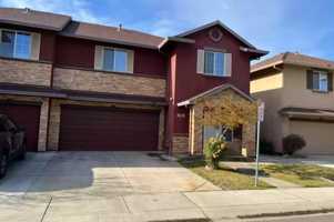 featured image of 415 Hetherington Cir #1