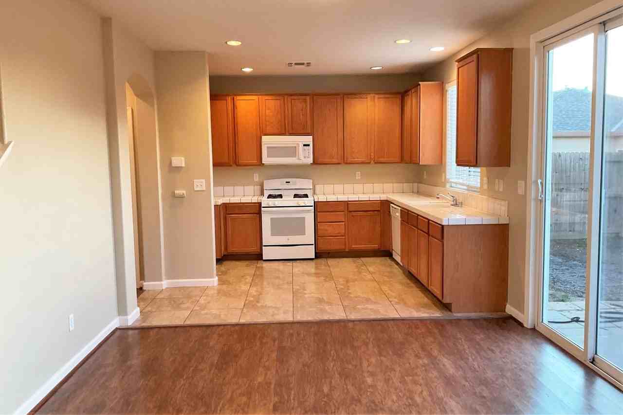 7584 La Mancha Way - Photo 3 of 14