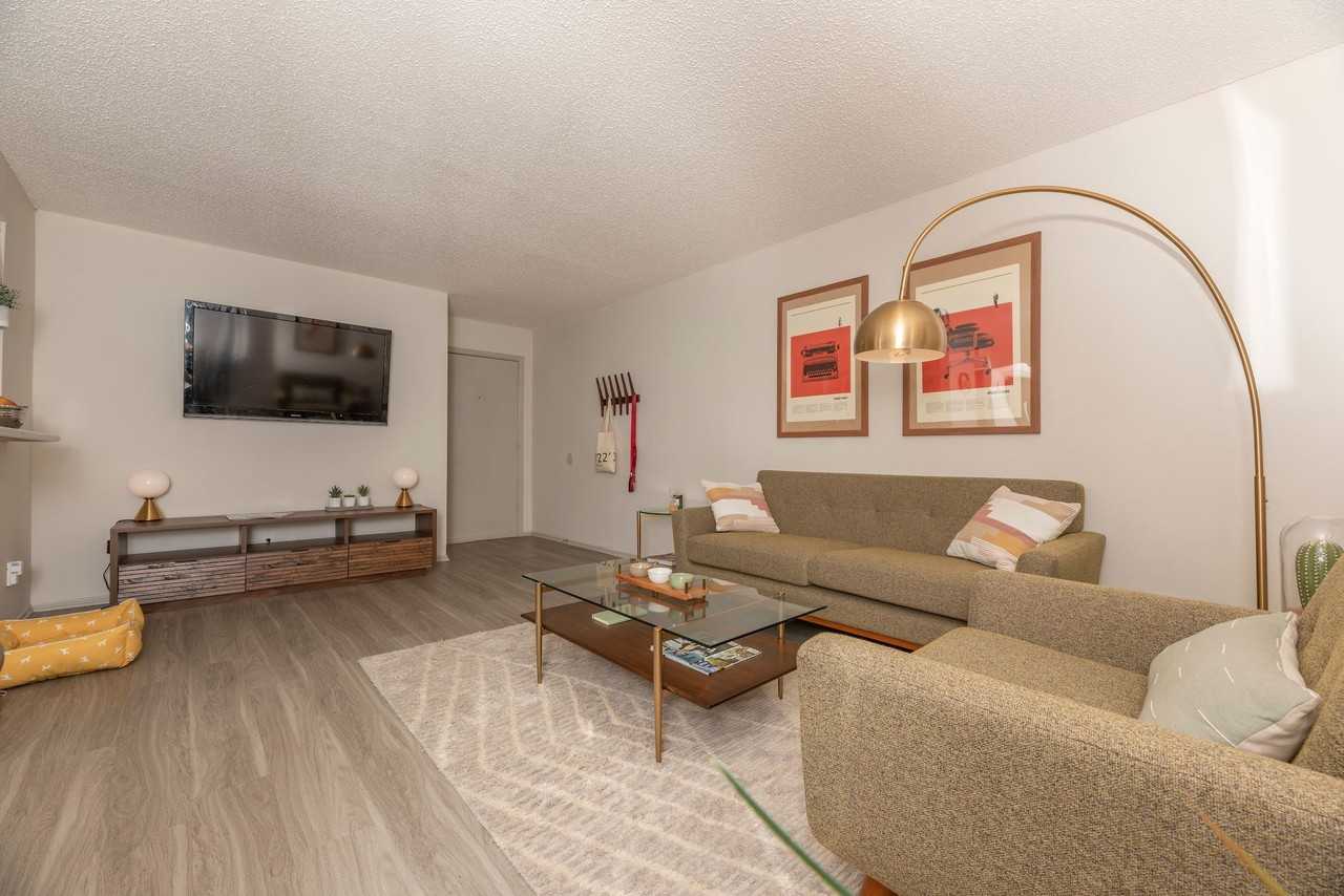 Grace Woods - Photo 3 of 35