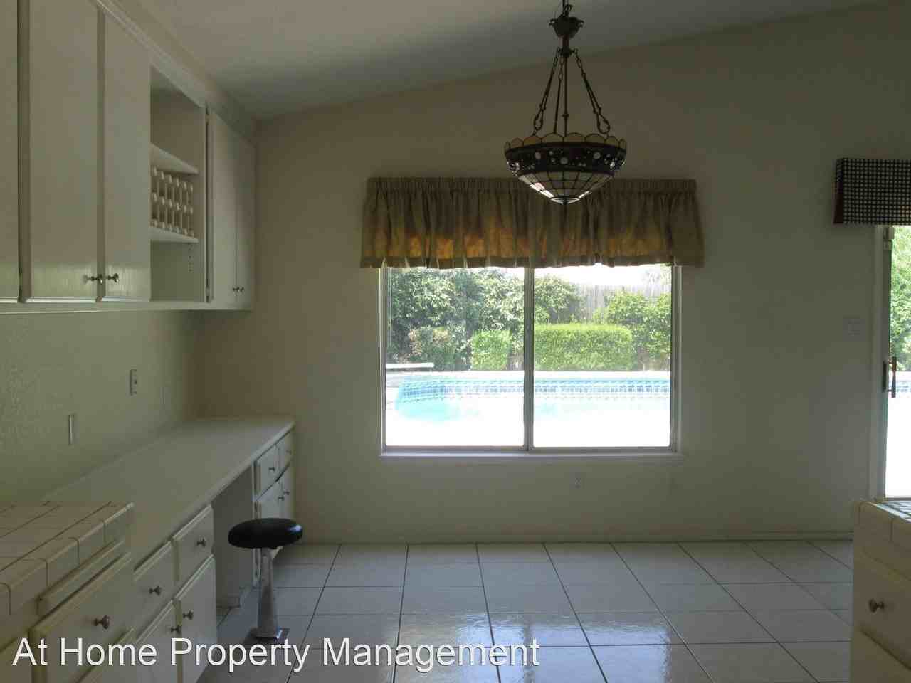 10400 Single Oak Dr - Photo 2 of 12