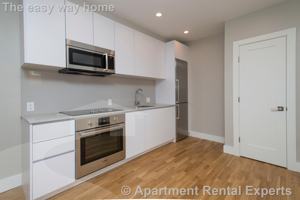 featured image of 136 Highland Ave #11