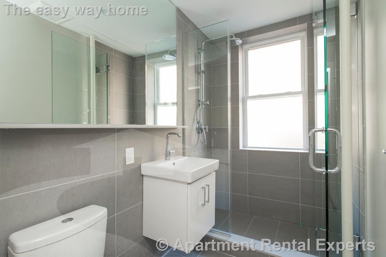 136 Highland Ave #11 - Photo 6 of 9