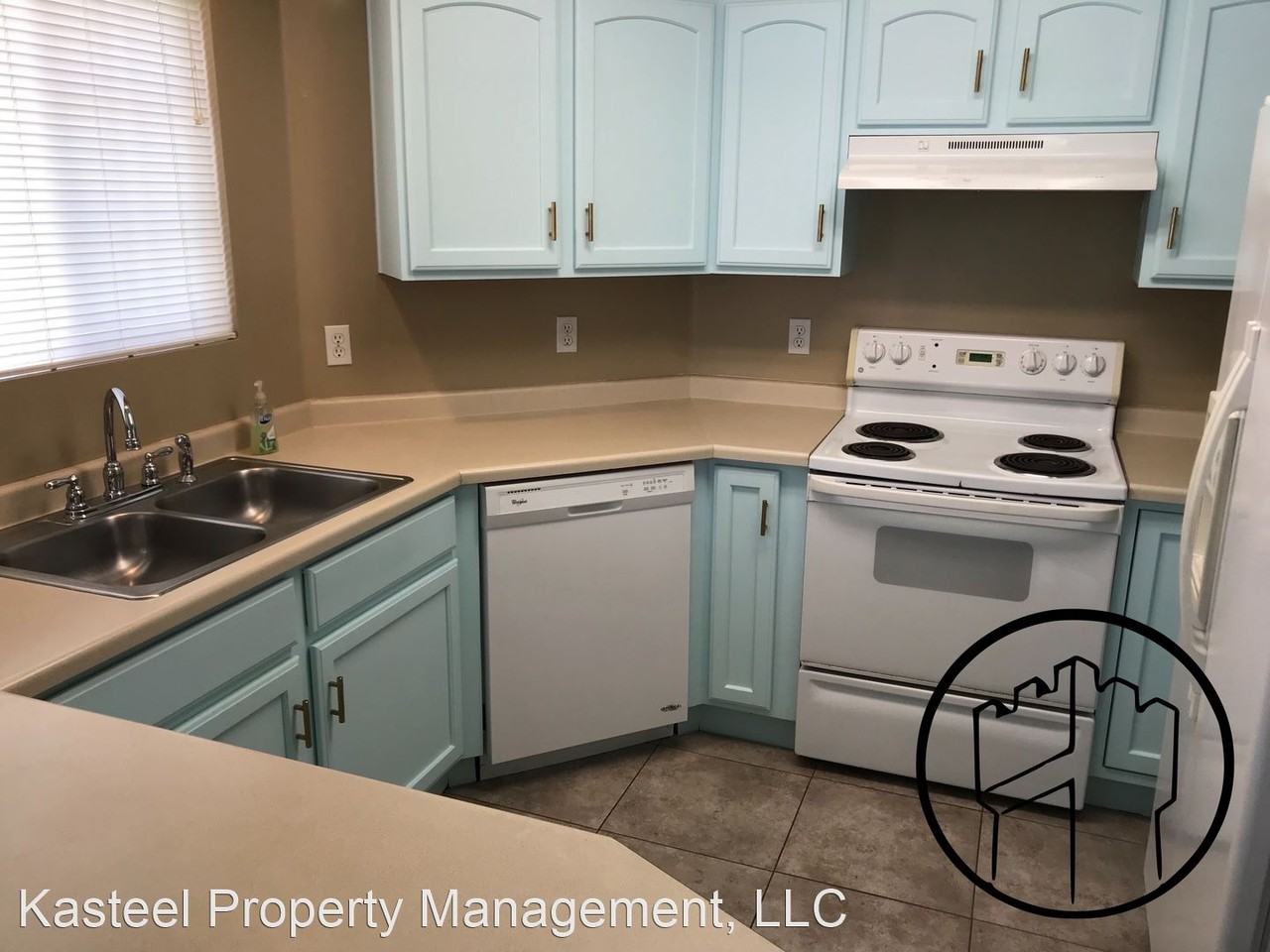 2124 N Morning Star Dr - Photo 3 of 11