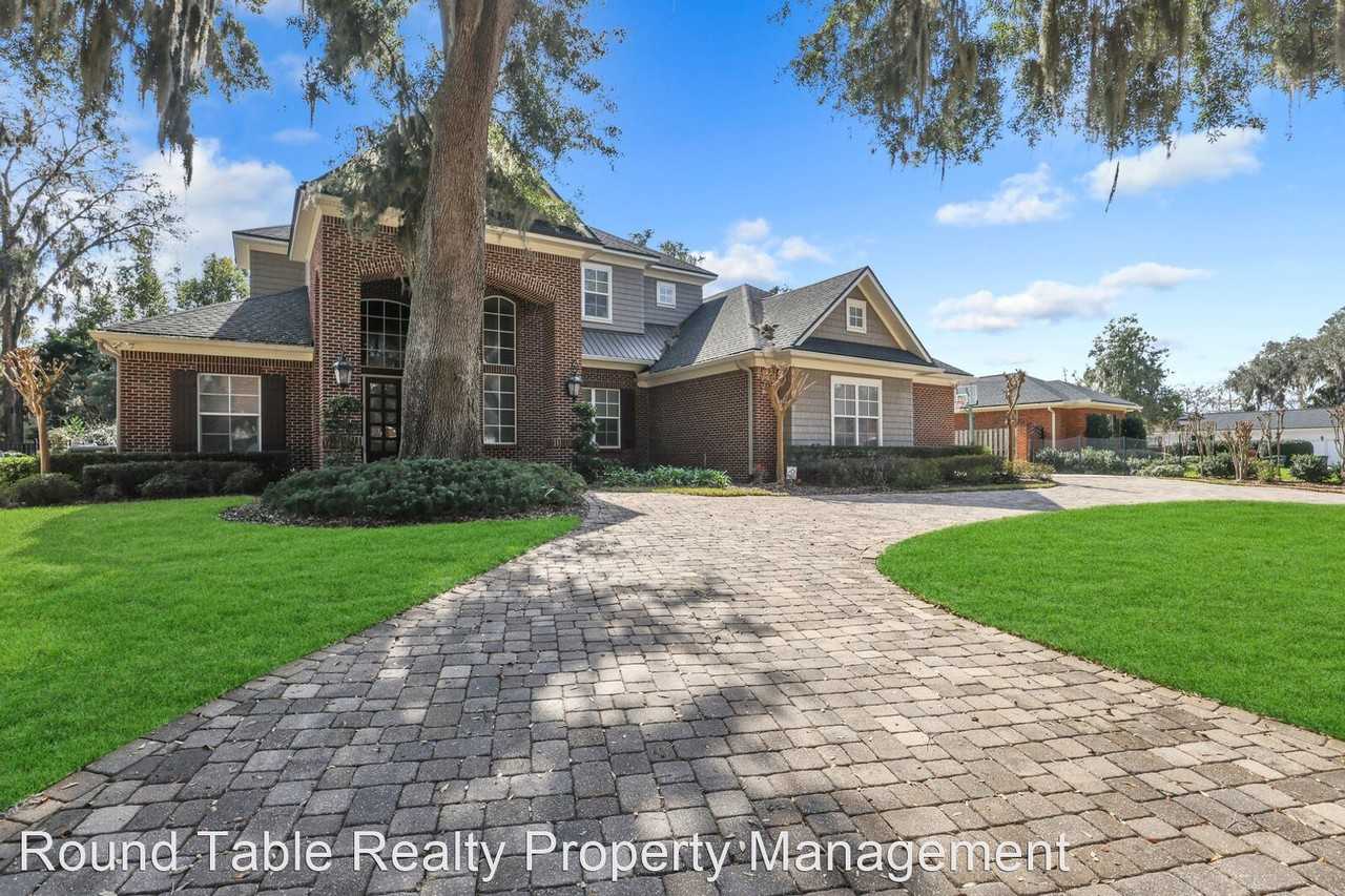 2822 Ridgefield Ct - Photo 2 of 40