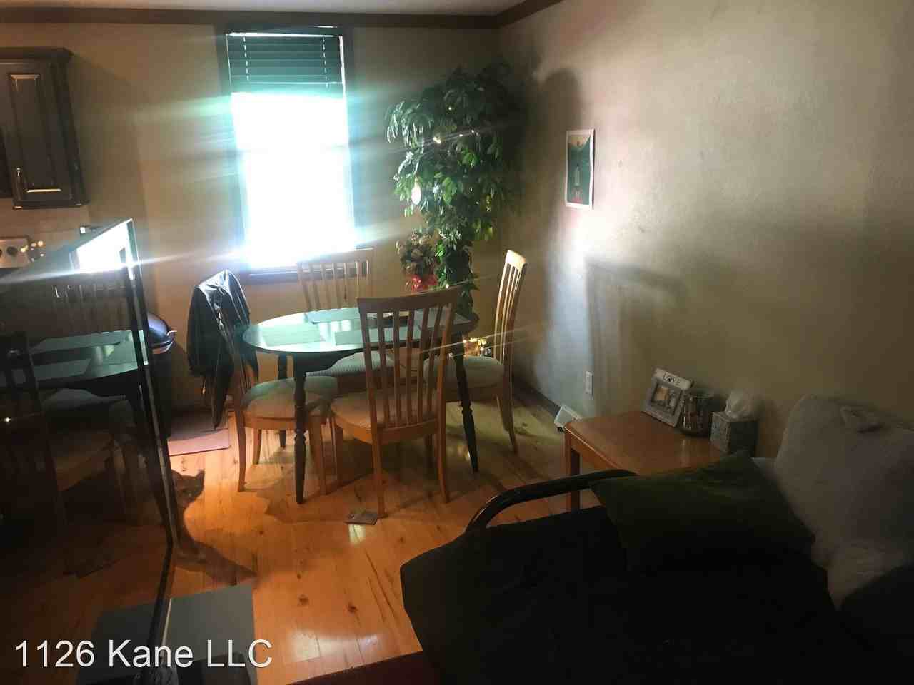 1000 E. Locust St. / 2906 N. Weil St. Apartments in Riverwest