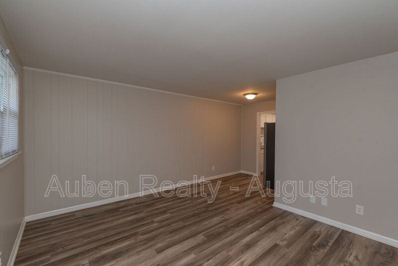 1604 Johns Rd #A - Photo 4 of 17