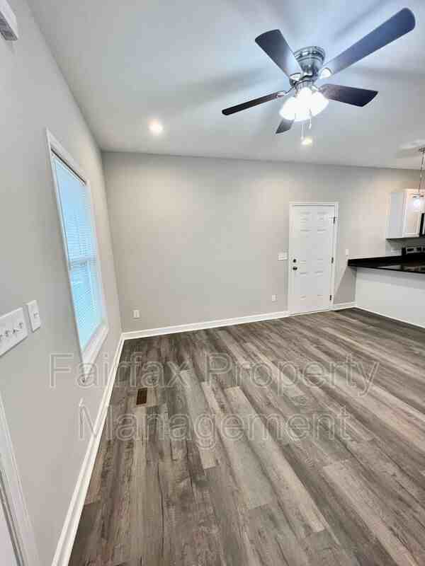 603 N Elm St #A - Photo 3 of 35