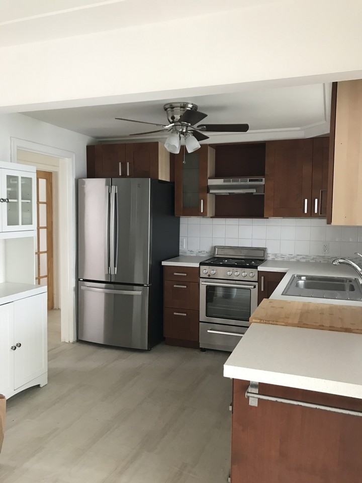 476 Prospect Ave - Photo 3 of 9