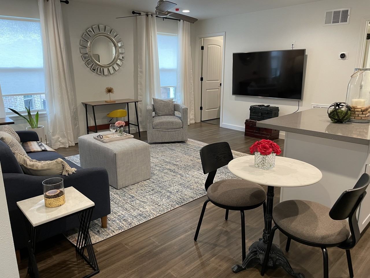 4714 Holly St - Photo 3 of 13