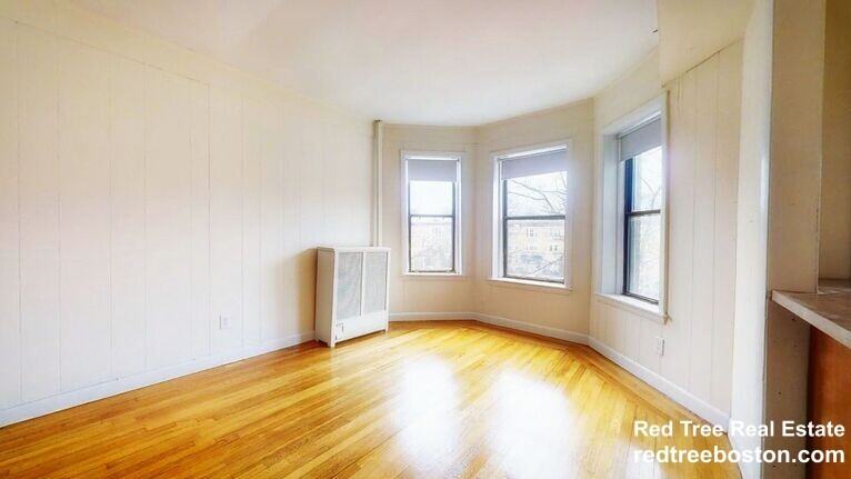 1131 Commonwealth Ave #5