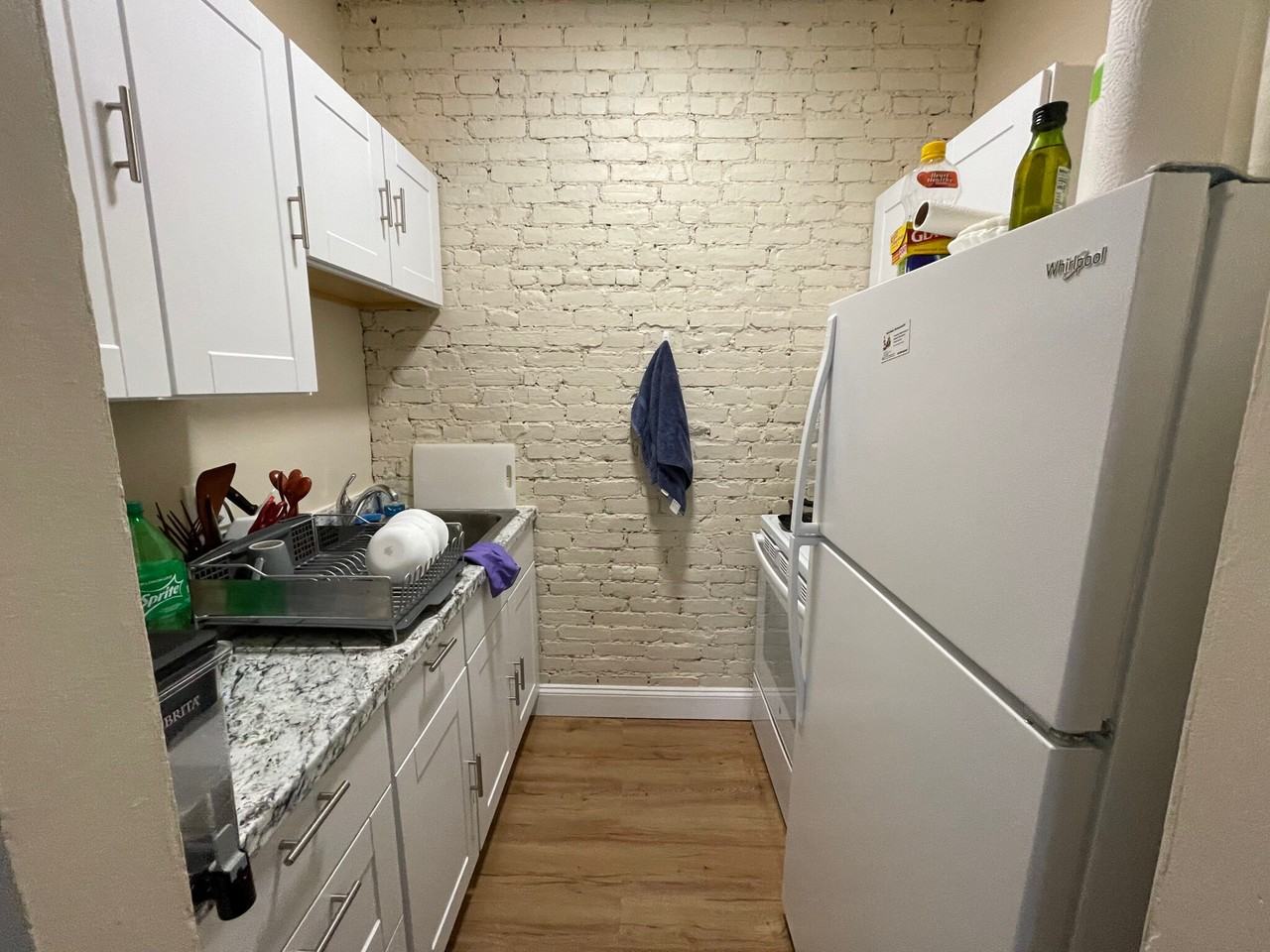 893 Huntington Ave #8 - Photo 3 of 9