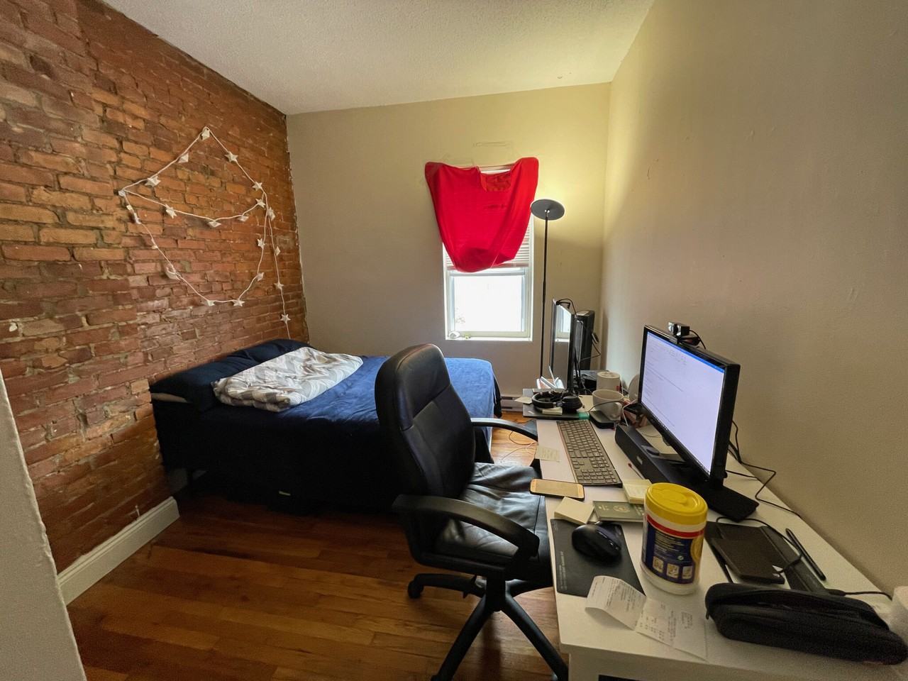 893 Huntington Ave #8 - Photo 4 of 9