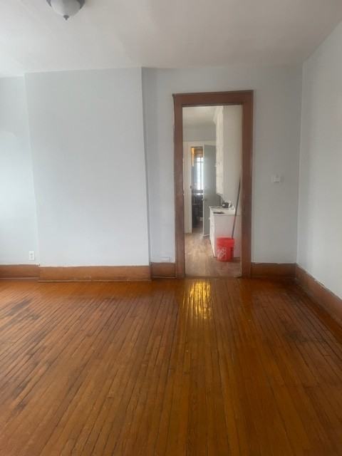 155 Parkway Dr - Photo 3 of 10