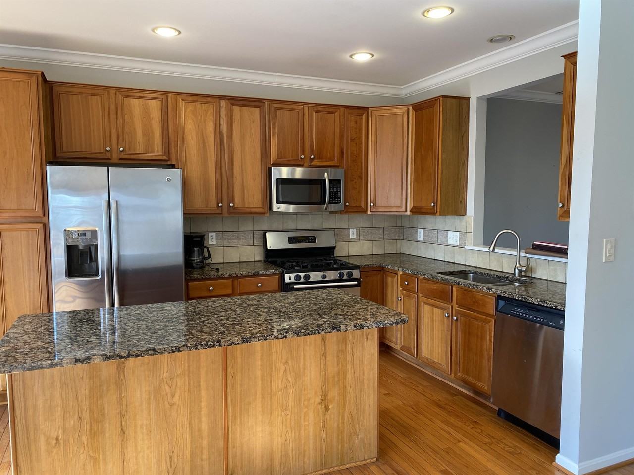 13851 Palisades St #1 - Photo 2 of 35