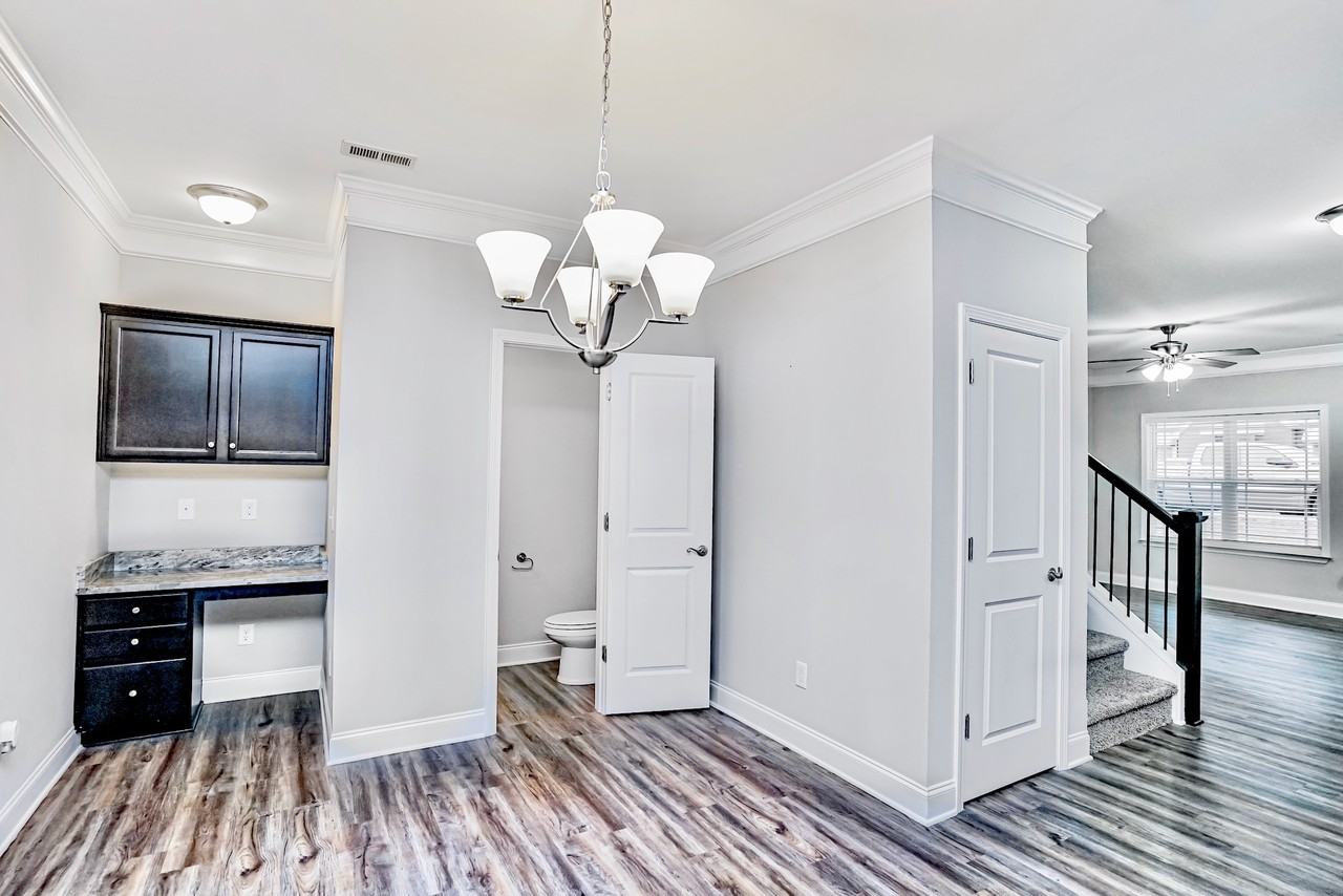 206 Snow St #1 - Photo 5 of 17