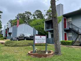 411 Hickory St - Photo 1 of 1