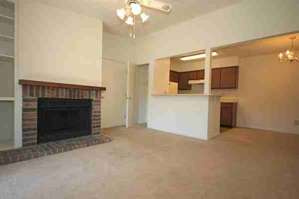 Hunt Club Village Apartments - Photo 2 of 10