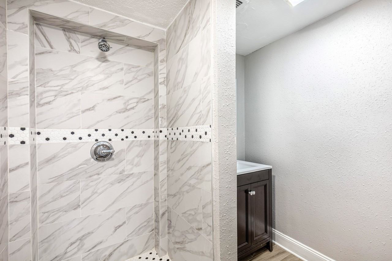 Lois Ave - Photo 6 of 10