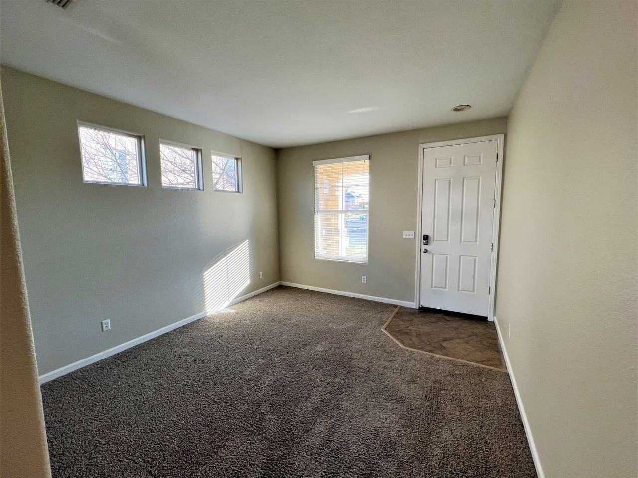 1802 Coffee Creek Way - Photo 3 of 14